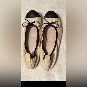 Women’s Restricted brand size 7 beige and black flats